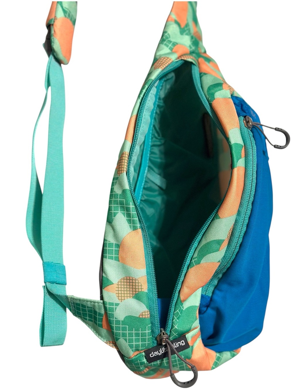 Osprey Daylite Sling Backpack in Honey Bee Deep Sea Blue Limited Series Pattern - Picture 5 of 12